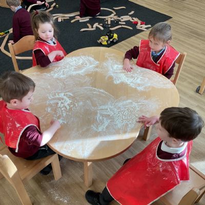 Nursery - Names in flour